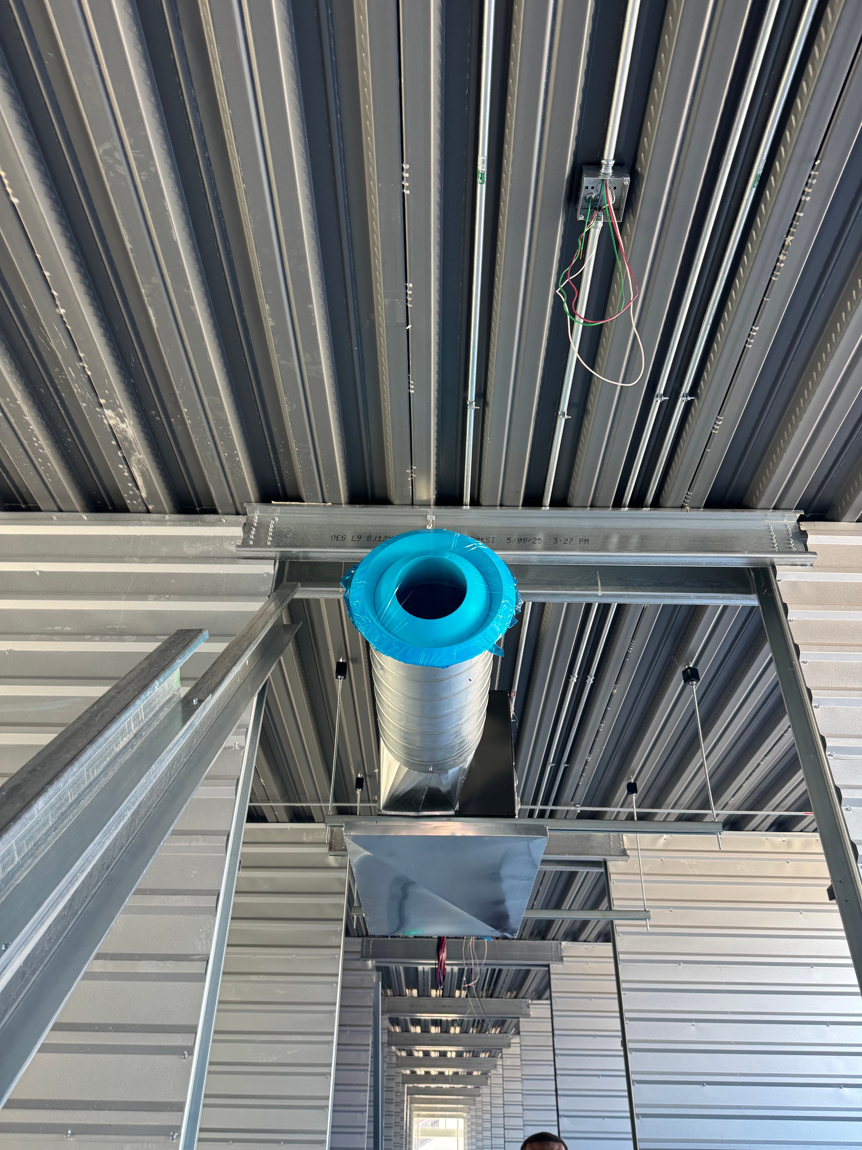 Round spiral main stub-up through framing