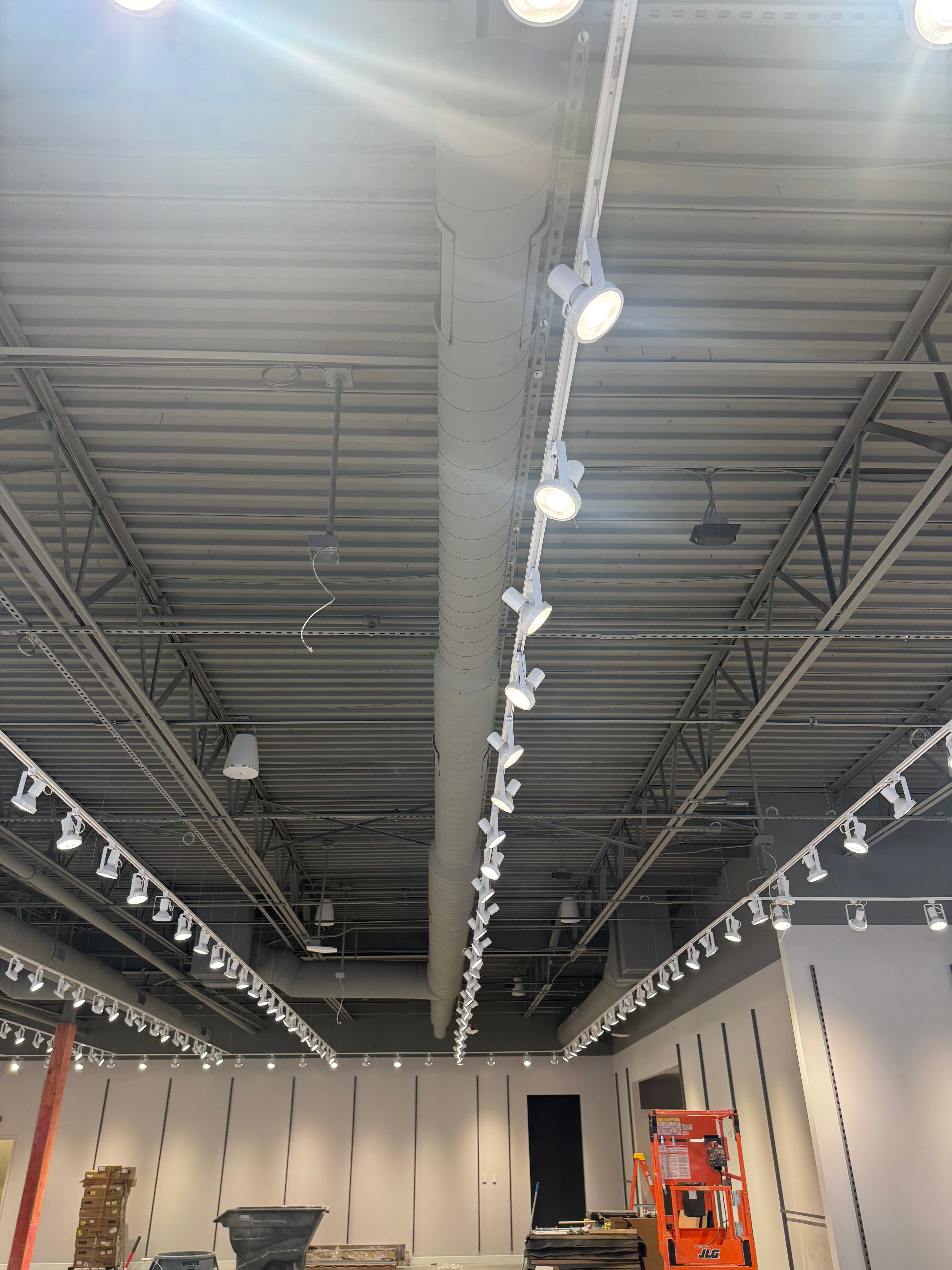 Completed retail floor — full system view