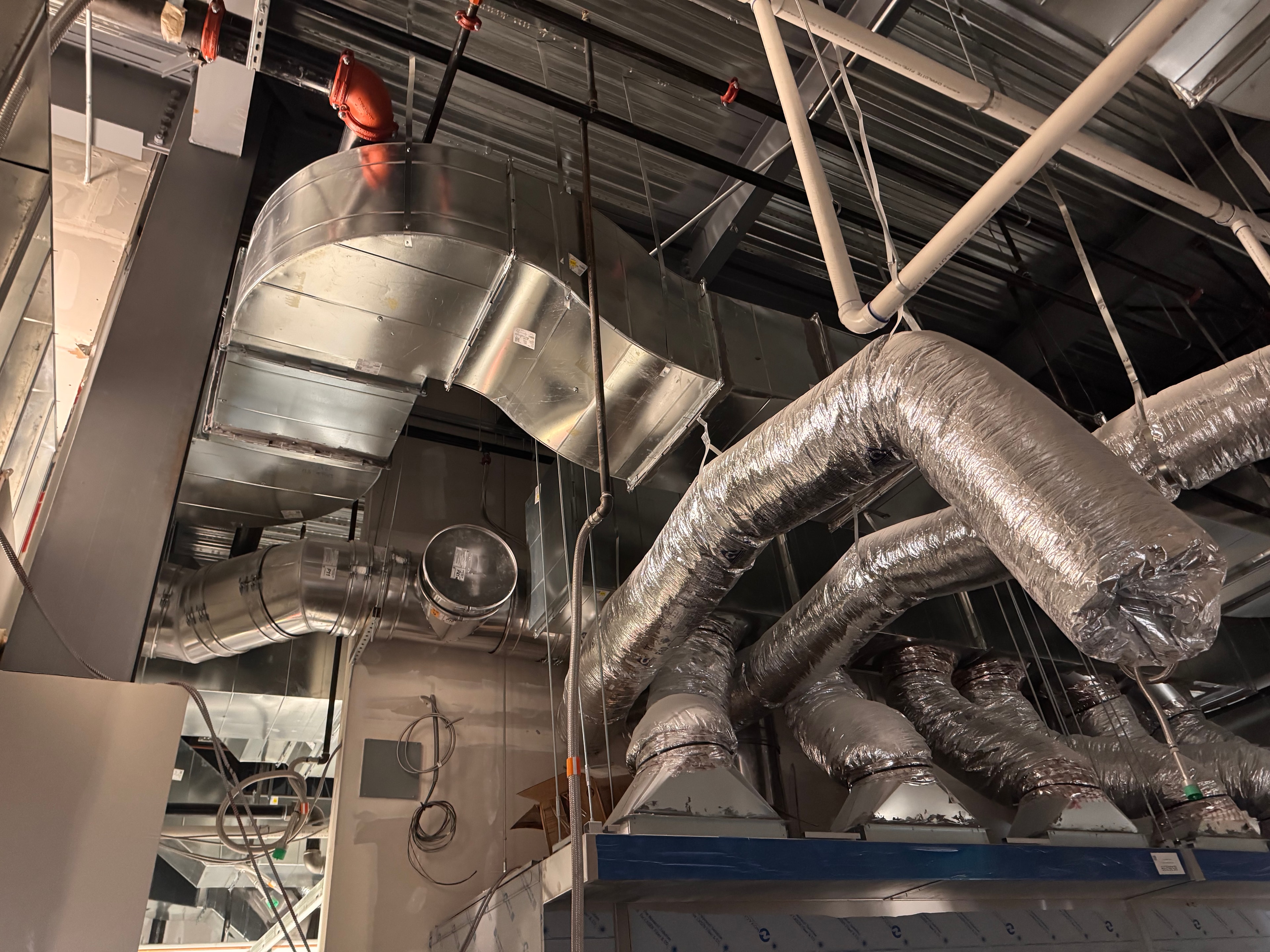 Duct transitions and flex connections