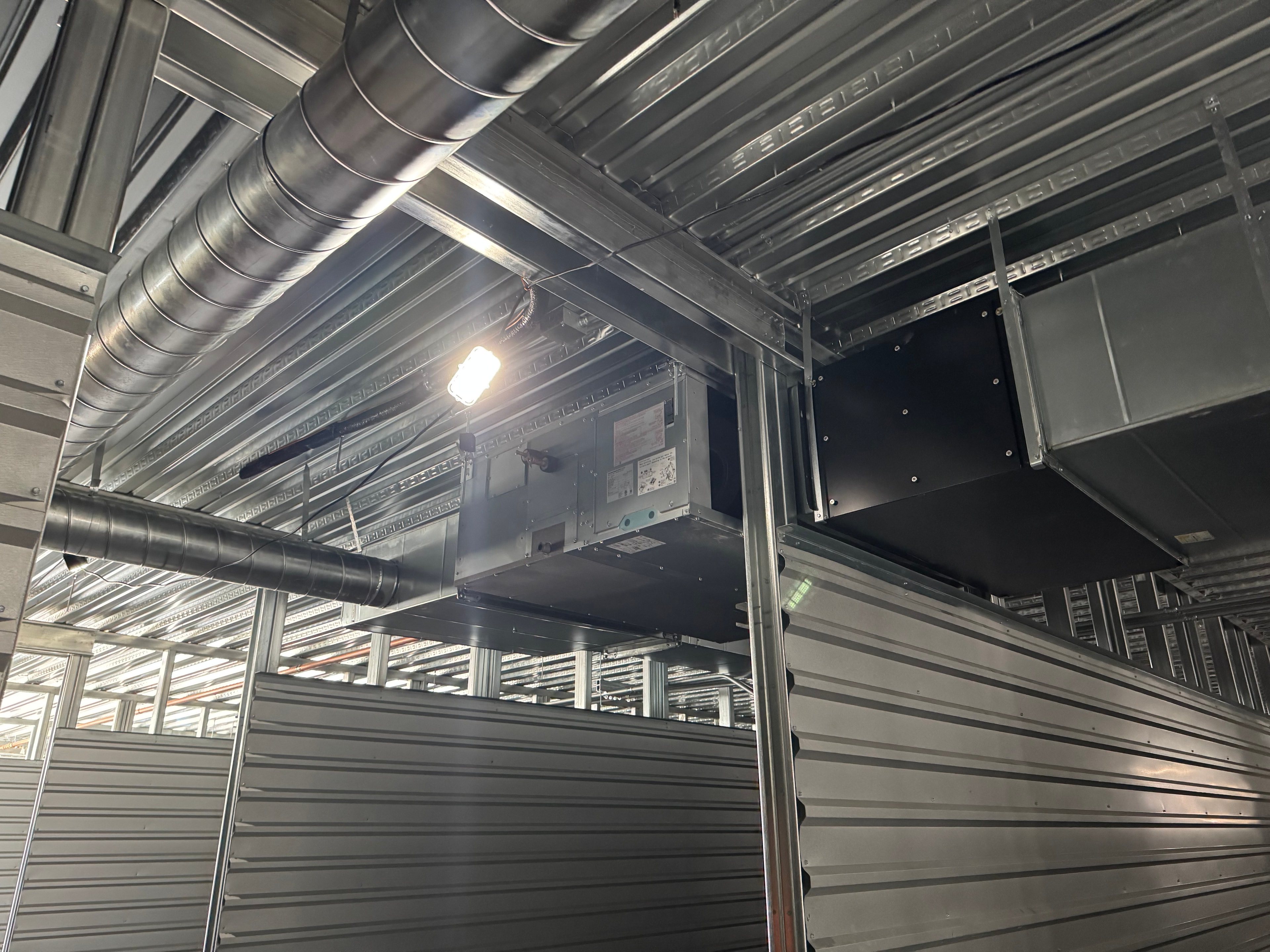 Fan coil unit and plenum close-up