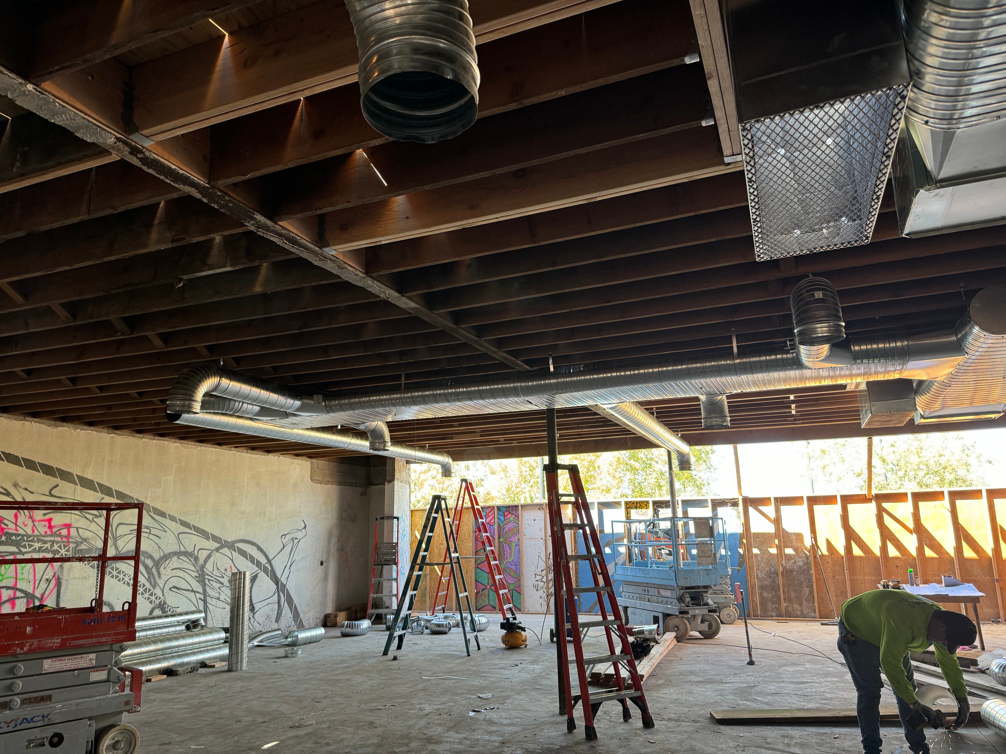 Branch duct drops and fittings